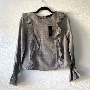 NWT Romeo & Juliet Long Sleeve Ruffle Blouse B&W-S
